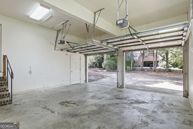 41 Lorraine Valley, Winder, GA 30680