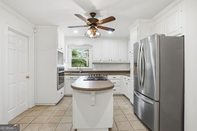 41 Lorraine Valley, Winder, GA 30680