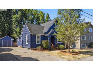 1020 Sw E Ave, Corvallis, OR 97333