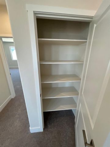 2822 E Corteza Drive, Fresno, CA 93730