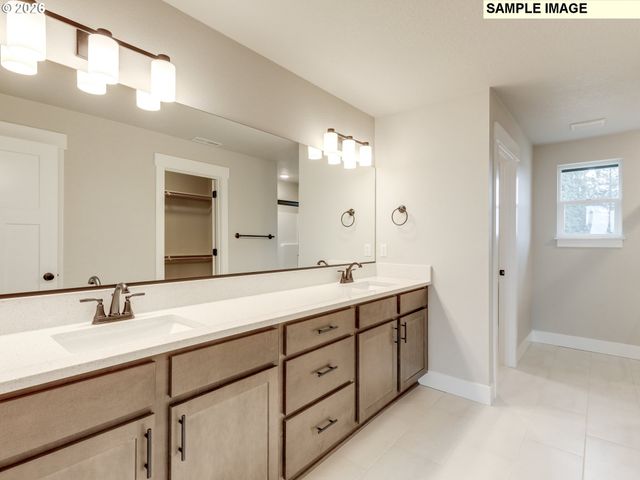 2335 E OTTER Loop 30, La Center, WA 98629