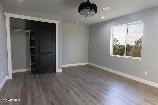 4870 W MOUNTAIN HOLLOW Loop, Show Low, AZ 85901