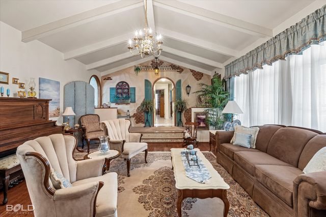 6831 North Park Lane, Shreveport, LA 71107