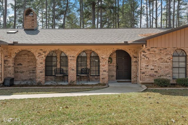 6831 North Park Lane, Shreveport, LA 71107