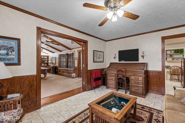 6831 North Park Lane, Shreveport, LA 71107