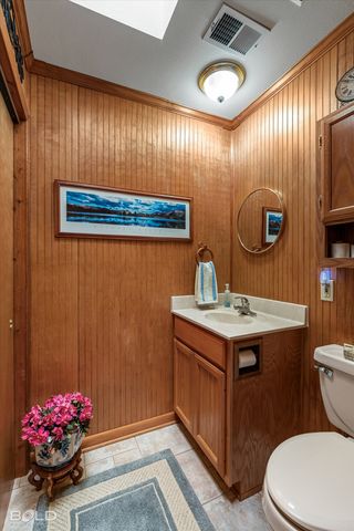 6831 North Park Lane, Shreveport, LA 71107