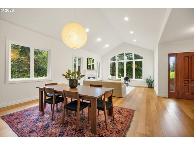 1430 Sw HIGHLAND Rd, Portland, OR 97221