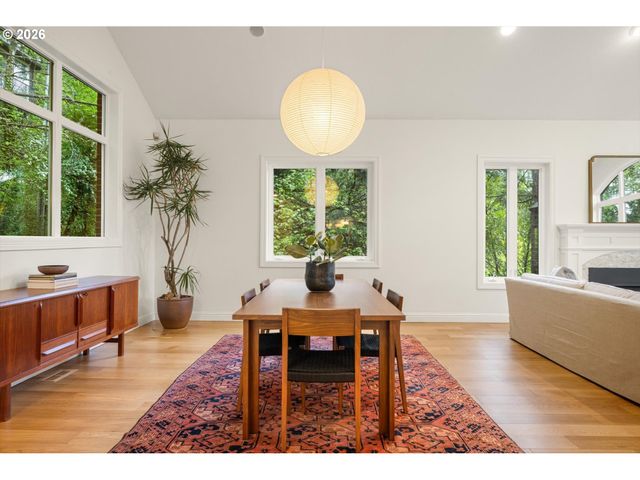 1430 Sw HIGHLAND Rd, Portland, OR 97221
