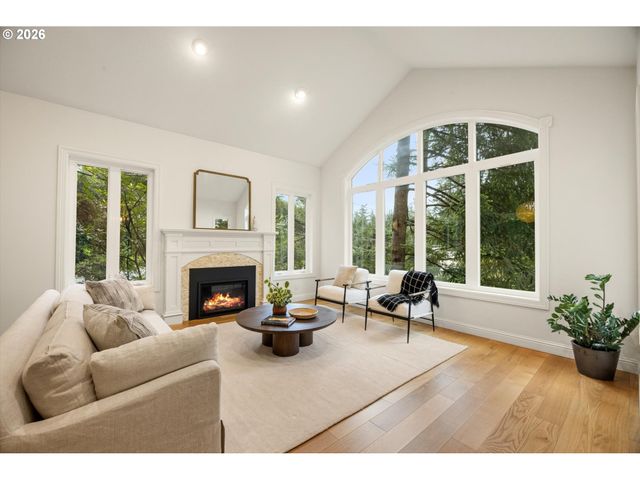 1430 Sw HIGHLAND Rd, Portland, OR 97221