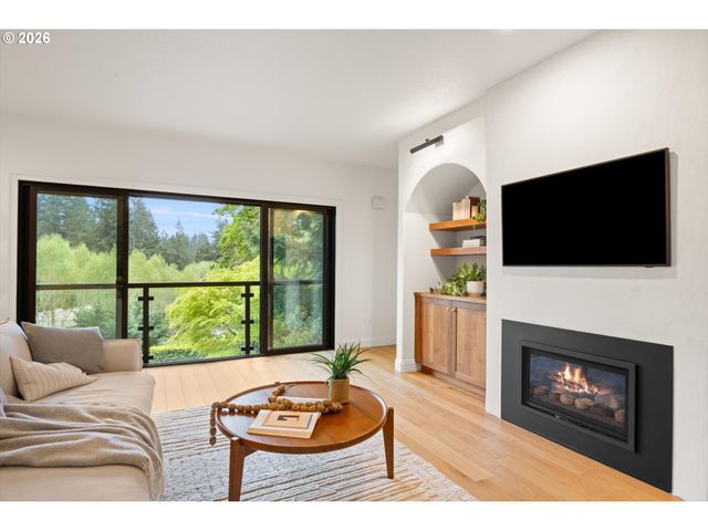 1430 Sw HIGHLAND Rd, Portland, OR 97221