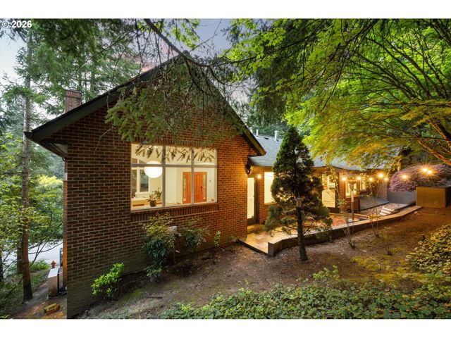 1430 Sw HIGHLAND Rd, Portland, OR 97221