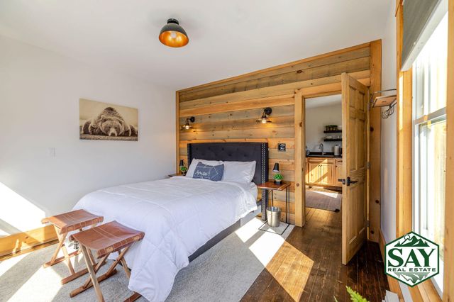 2807 Wilmington Road, Lake Placid, NY 12946