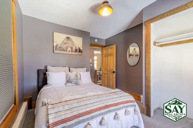 2807 Wilmington Road, Lake Placid, NY 12946