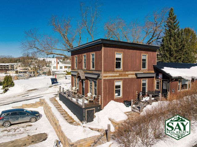 2807 Wilmington Road, Lake Placid, NY 12946