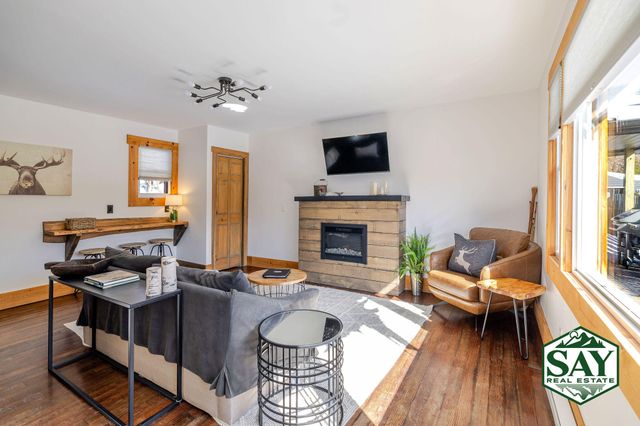 2807 Wilmington Road, Lake Placid, NY 12946