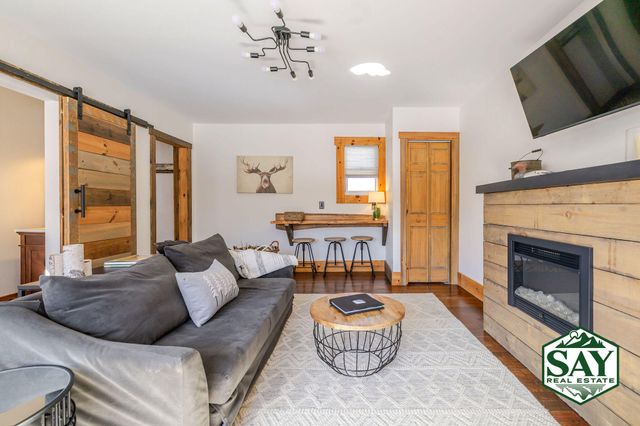 2807 Wilmington Road, Lake Placid, NY 12946