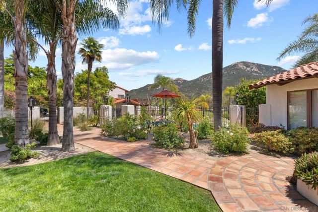 17156 Dos Hermanos, Poway, CA 92064