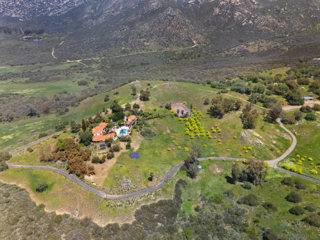 17156 Dos Hermanos, Poway, CA 92064