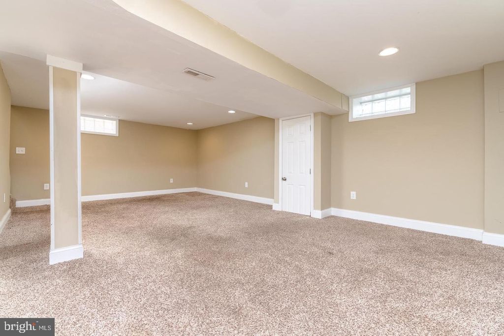 Image 19 of property listing at 6307 BIRCHWOOD AVE, Baltimore, MD 21214