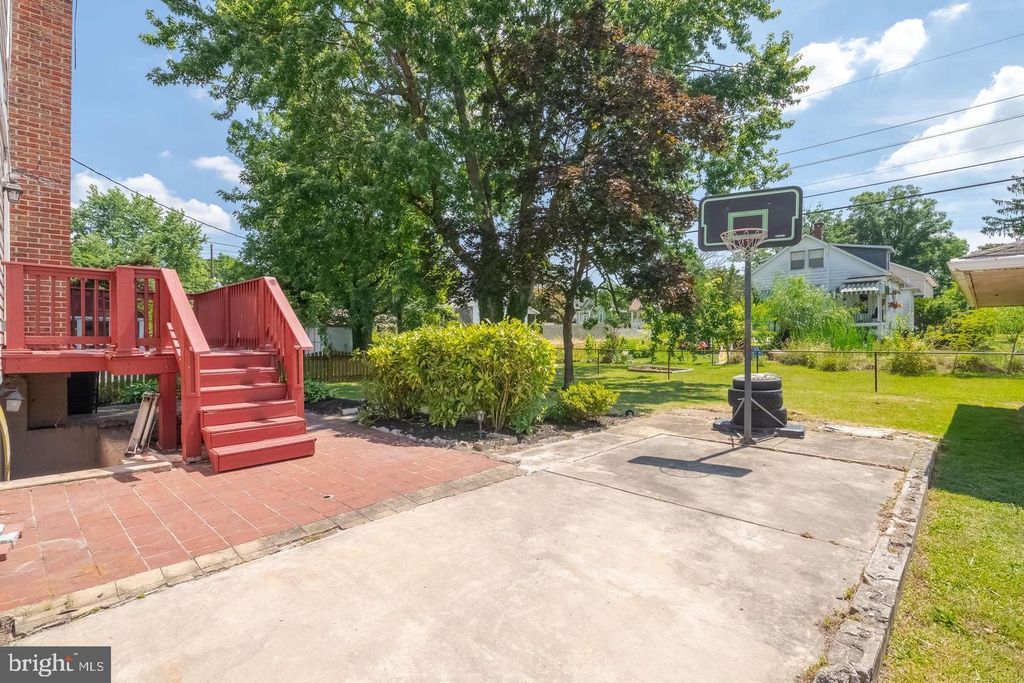 Image 24 of property listing at 6307 BIRCHWOOD AVE, Baltimore, MD 21214