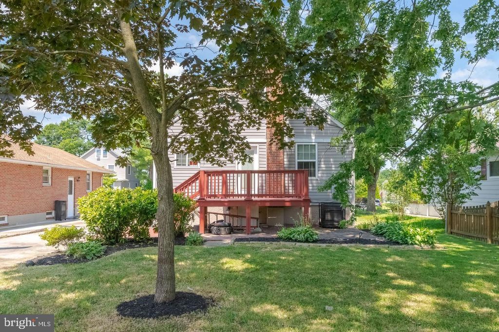 Image 25 of property listing at 6307 BIRCHWOOD AVE, Baltimore, MD 21214