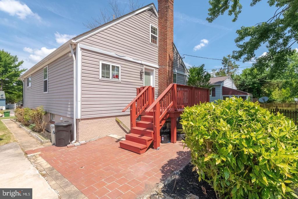 Image 27 of property listing at 6307 BIRCHWOOD AVE, Baltimore, MD 21214