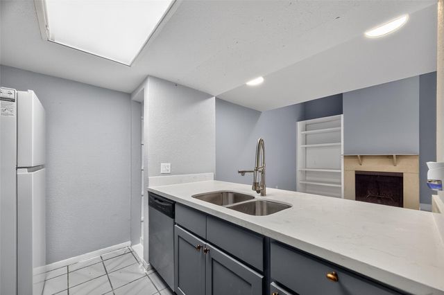 11411 Harwin Drive 3, Houston, TX 77072