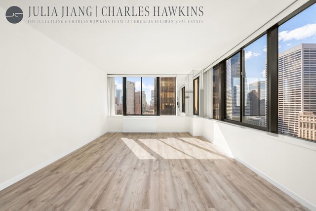 445 5th Ave Apt 30A, New York City, NY 10016