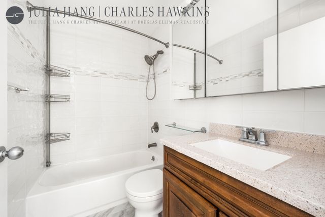 445 5th Ave Apt 30A, New York City, NY 10016