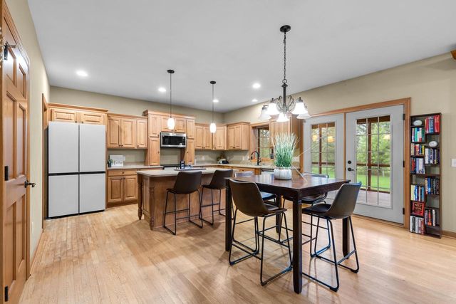 1712 Birch COURT, Janesville, WI 53545