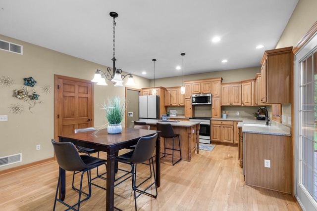 1712 Birch COURT, Janesville, WI 53545