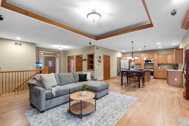 1712 Birch COURT, Janesville, WI 53545