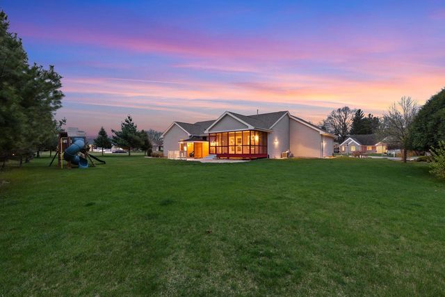 1712 Birch COURT, Janesville, WI 53545