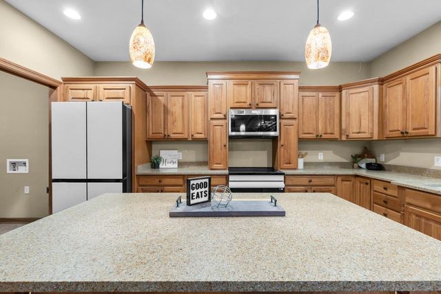 1712 Birch COURT, Janesville, WI 53545