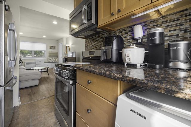 24933 64th Ave Fl 1, New York City, NY 11362