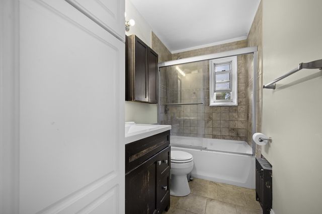24933 64th Ave Fl 1, New York City, NY 11362