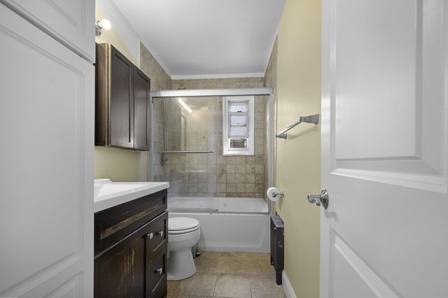 24933 64th Ave Fl 1, New York City, NY 11362