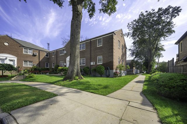 24933 64th Ave Fl 1, New York City, NY 11362