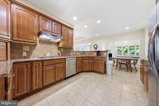 7132 LONE RIDGE COURT, Fayetteville, PA 17222