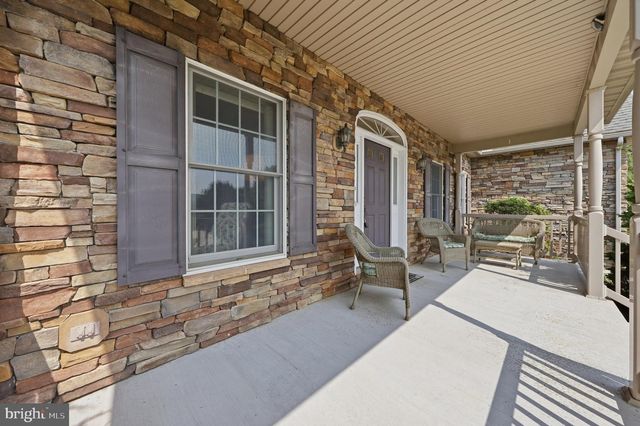 7132 LONE RIDGE COURT, Fayetteville, PA 17222