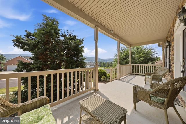 7132 LONE RIDGE COURT, Fayetteville, PA 17222