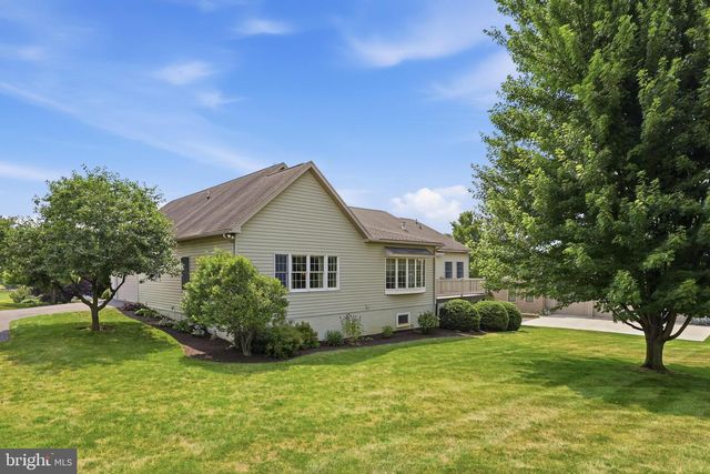 7132 LONE RIDGE COURT, Fayetteville, PA 17222