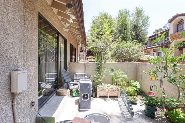 21 Wildflower, Pomona, CA 91766