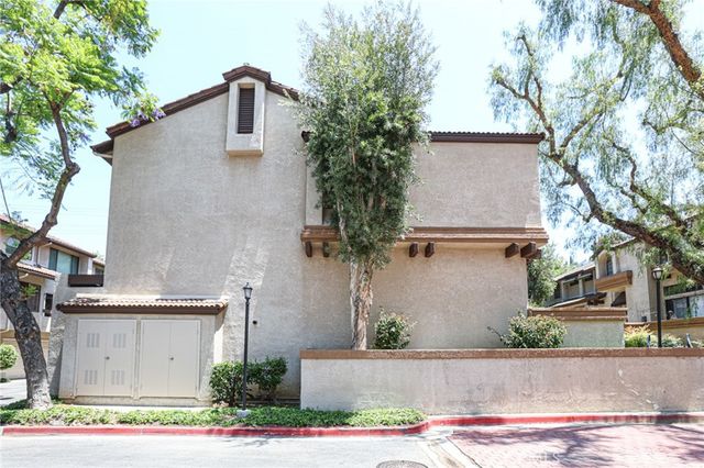 21 Wildflower, Pomona, CA 91766