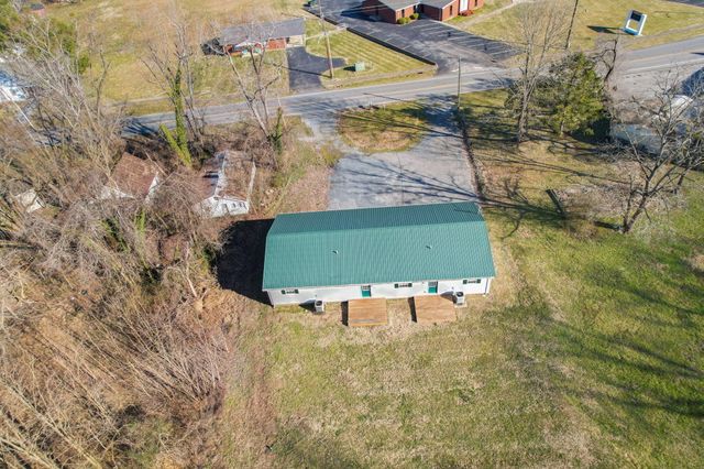 198 W Cumberland Avenue, Jamestown, KY 42629