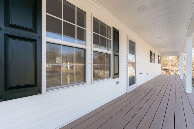 198 W Cumberland Avenue, Jamestown, KY 42629