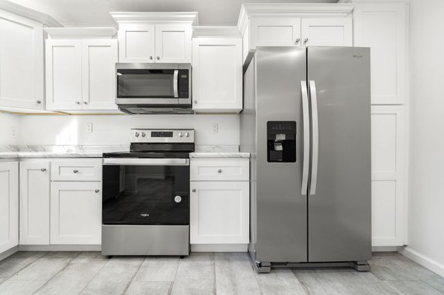 198 W Cumberland Avenue, Jamestown, KY 42629