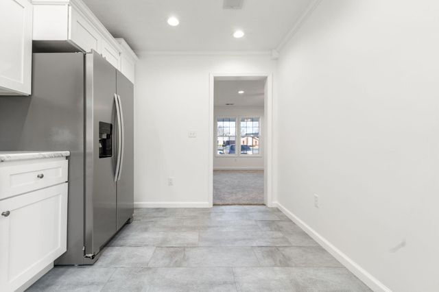 198 W Cumberland Avenue, Jamestown, KY 42629