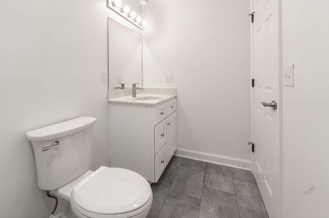 198 W Cumberland Avenue, Jamestown, KY 42629