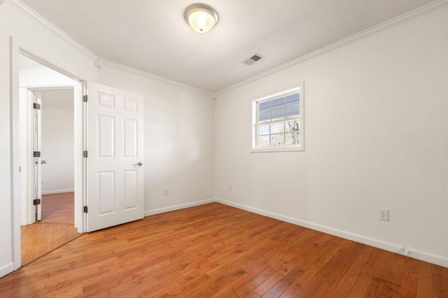 198 W Cumberland Avenue, Jamestown, KY 42629